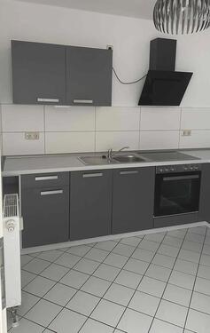 Foto - Attraktive 2-Zimmer-Wohnung mit Balkon & Einbauküche, zentrale ruhige Lage (von privat)