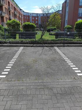 Foto - STELLPLATZ vermiete abgesichert, abschließbar, Stöckener str.
