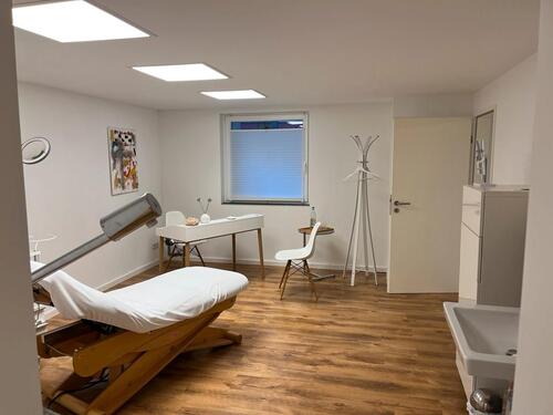 Foto - Moderner Praxisraum in ruhiger Südstadtlage zu vermieten