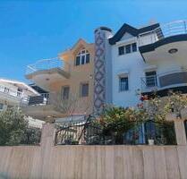 Ferienhaus in Kusadasi - 186.000,00&nbsp;EUR Kaufpreis, ca.&nbsp; 140,00&nbsp;m&sup2; in Bergisch Gladbach (PLZ: 51429) Alt-Frankenforst