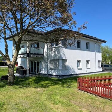 Foto - Geräumige 4-Zimmer-Wohnung, Obergeschoss, mit Balkon