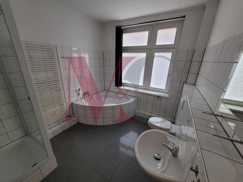 Foto - Schöne 2 Zimmer Wohnung mit Tageslichtbadezimmer