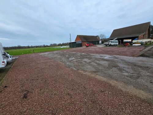 Foto - Wohnwagen Wohnmobil Stellplatz überdacht