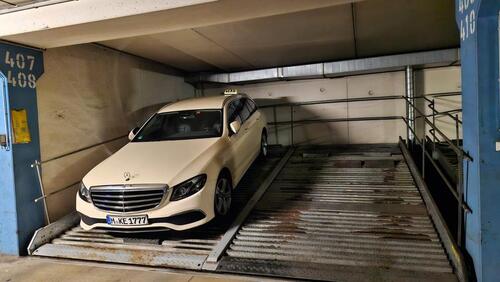 Foto - Duplexstellplatz (unten) in München-Neuhausen