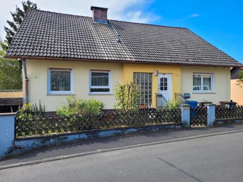 Foto - Einfamilienhaus mit 211 m² Wohnfläche in Unterleichtersbach