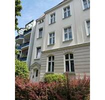Traumhafte Altbauwohnung aus der Jahrhundertwende -Kurzvideo- - Berlin Treptow-Köpenick Traumhafte Altbauwohnung aus der Jahrhundertwende -Kurzvideo- - Berlin Treptow-Köpenick