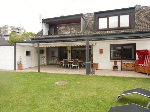 Foto - Zweifamilienhaus 250 qm. mit Garten Garage Stellpl. ohne Makler