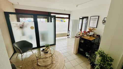 Foto - Geschäfts-Praxis-Büroräume (vermietet)