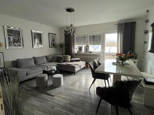 Foto - Helle 3-Zimmer-Wohnung mit Balkon & optionaler Garage in Limburg