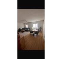 4 Raum-Wohnung - 995,00&nbsp;EUR Kaltmiete, ca.&nbsp; 96,00&nbsp;m&sup2; in Halle (Saale) (PLZ: 06132) Silberhöhe