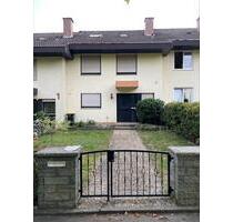 Großzügiges Reihenmittelhaus in Singen zu vermieten - Singen (Hohentwiel)