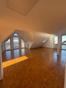 Foto - 3-ZKB DG in Bachrain - 900,00&nbsp;EUR Kaltmiete, ca.&nbsp; 90,00&nbsp;m&sup2;