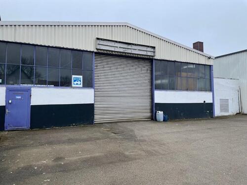 Foto - Gewerbe-Lagerhalle in Korbach mit optimaler Verkerhsanbindung