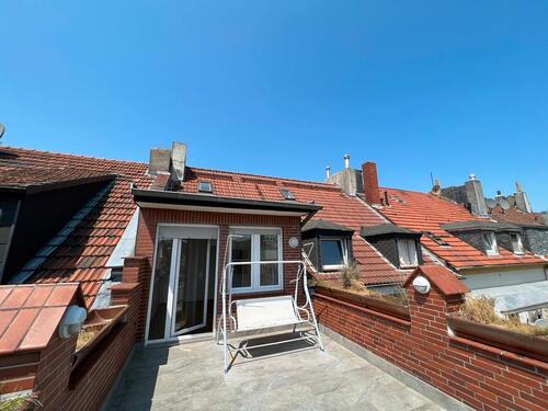 Foto - Helle 2,5 Zimmer Maisonettewohnung mit großer Dachterrasse