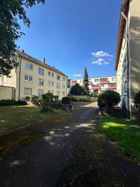 Foto - 2-ZKB Wohnung in ruhiger Lage - gute Anbindungsmöglichkeiten