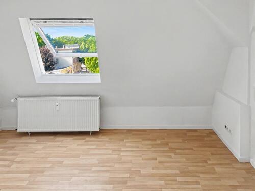 Foto - 1 Zimmer Dachgeschoßwohnung zur Miete in Güsten