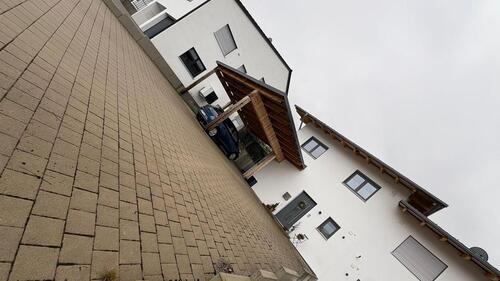 Foto - Stilvolle Doppelhaushälfte mit Garten & Carport in Windorf