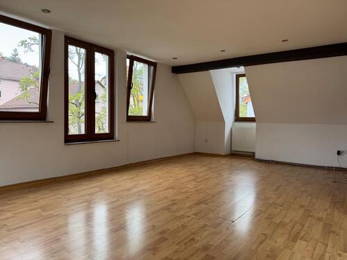 Foto - 2 Zimmer Wohnung mit Dachboden in HeslachSüd, Stuttgart