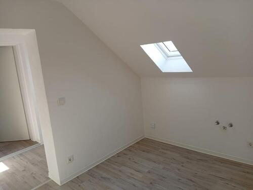 Foto - 1 Zimmer Dachgeschoßwohnung in Saarbrücken
