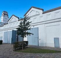 Übergroßer Stellplatz in Parkhalle – U-Bahn 3 Min. - Nürnberg Eberhardshof