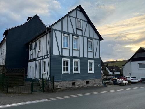 Foto - Charmantes Fachwerkhaus mit Terrasse in Haiger-Weidelbach