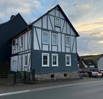 Charmantes Fachwerkhaus mit Terrasse in Haiger-Weidelbach