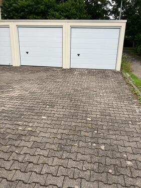 Foto - Einzelgarage Sillenbuch Süd - 180,00 EUR Miete,