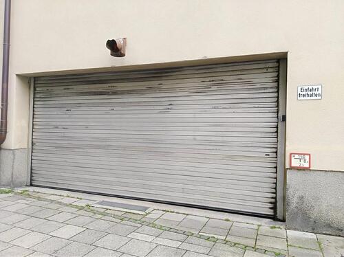 Foto - geschlossene Einzelgarage in München Untergiesing zu vermieten
