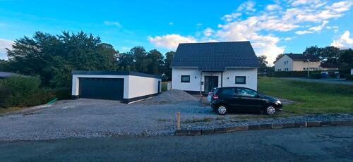 Foto - Modernes Einfamilienhaus (Baujahr21) mit großem Grundstück