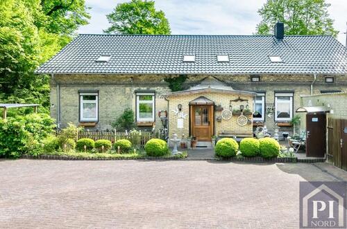 Foto - 3-Zimmer-Dachgeschosswohnung mit Gemeinschaftsgarten