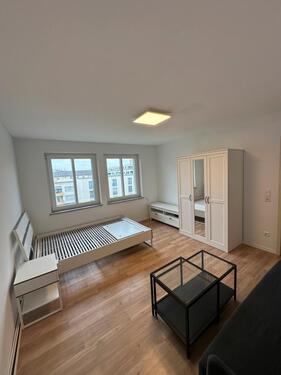 Foto - 1 Zimmer Wohnung zu vermieten - 900,00&nbsp;EUR Kaltmiete, ca.&nbsp; 30,00&nbsp;m&sup2;