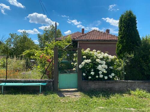 Foto - HAUS IN BULGARIEN ZU VERKAUFEN - 30.000,00&nbsp;EUR Kaufpreis, ca.&nbsp; 158,00&nbsp;m&sup2;