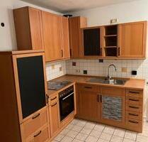 Großzügige OG‑Wohnung: 3 Zi.+ 2 DG‑Zimmern, Balkon, zentral - Steyerberg