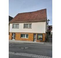 Verkaufe Mehrfamilienhaus mit Scheune und Garage - Neustadt bei Coburg