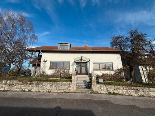 Foto - Haus in Weisbrunn zu Vermieten großer Garten inkl. Halle