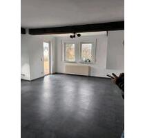 Dachgeschoss - 1.080,00&nbsp;EUR Kaltmiete, ca.&nbsp; 75,00&nbsp;m&sup2; in Aßlar (PLZ: 35614)