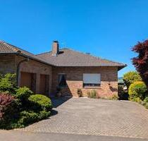 Freistehendes Einfamilienhaus mit großem Garten & Weitblick - Baunatal