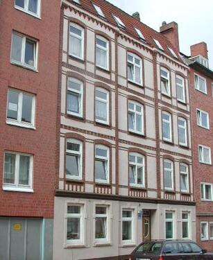 Foto - Gemütliche und modernisierte 2,5 Zimmerwohnung mit Mansarde.