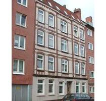 Gemütliche und modernisierte 2,5 Zimmerwohnung mit Mansarde. - Kiel Gaarden-Ost