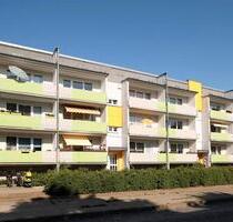 Perfekt ... mit Balkon und in der 3. Etage! - Neubrandenburg Datzeberg