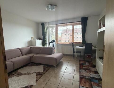 Foto - 3 Zimmerwohnung mit großem Balkon im 1.OG mit Stellplatz