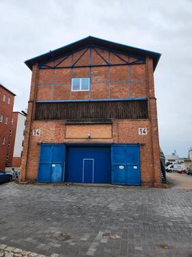 Foto - Produktion- oder Lagerhalle - 4.000,00&nbsp;EUR Kaltmiete, ca.&nbsp; 650,00&nbsp;m&sup2;