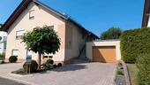 Foto - Einfamilienhaus mit Einliegerwohnung