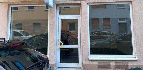 Foto - Laden zu vermieten in NBG Kiosk Frisur Kosmetik alles mögliche