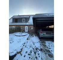 Gepflegte Doppelhaushäflte mit 5,5 Zimmern in Krogaspe - Timmaspe