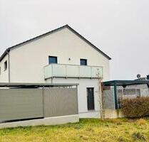 Freistehendes Einfamilienhaus m. Pool - Beilngries