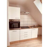 Dachgeschoss Wohnung Hom. Stadt. Kaltmiete 650€ - Homburg