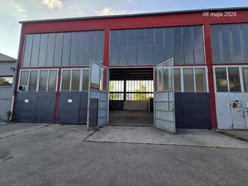 Foto - Hohe Gewerbehalle mit ca. 255 m2 zur Zwischennutzung