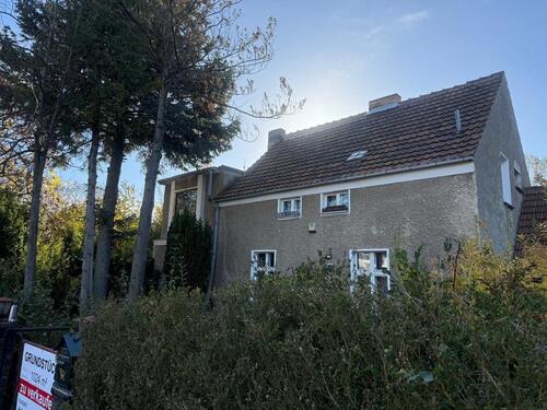 Foto - Grundstück 1024m2 mit Sanierungsbedürftigem Haus zu verkaufen