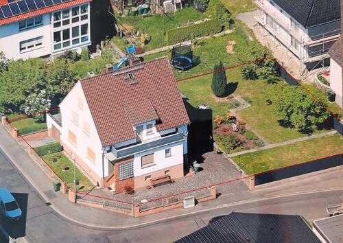 Foto - Solides EinZweifamilienhaus auf sehr interessanten Eckgrundstück